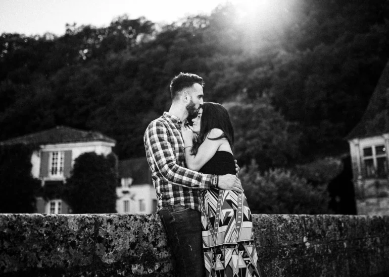 Couple sur le pont de Brantôme