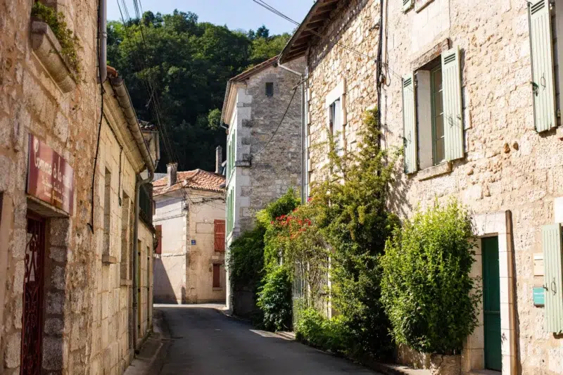 La rue Carnot à Brantôme