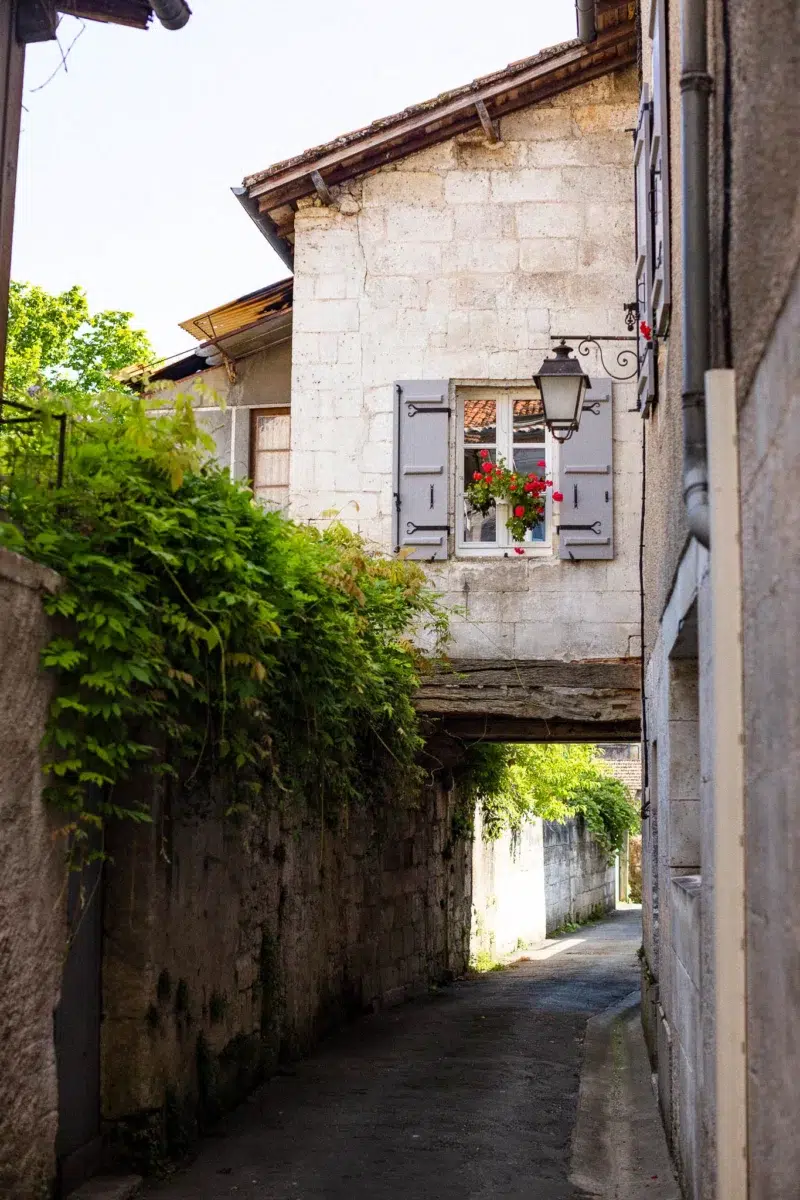 Les rues de Brantôme en Périgord