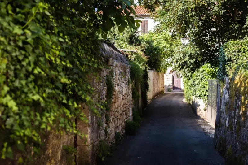 Les rues de Brantôme en Périgord