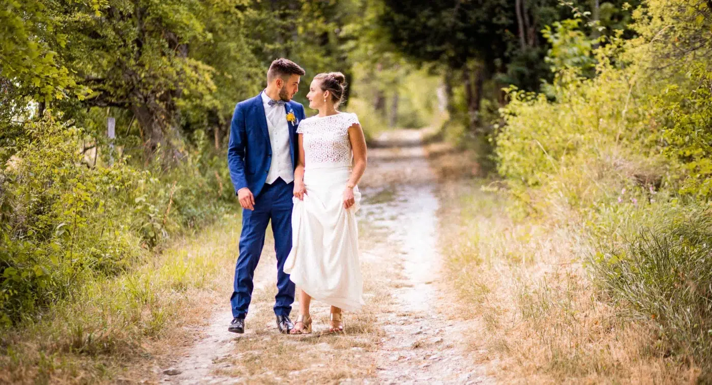 Séance photo couple mariage à Saint-Astier