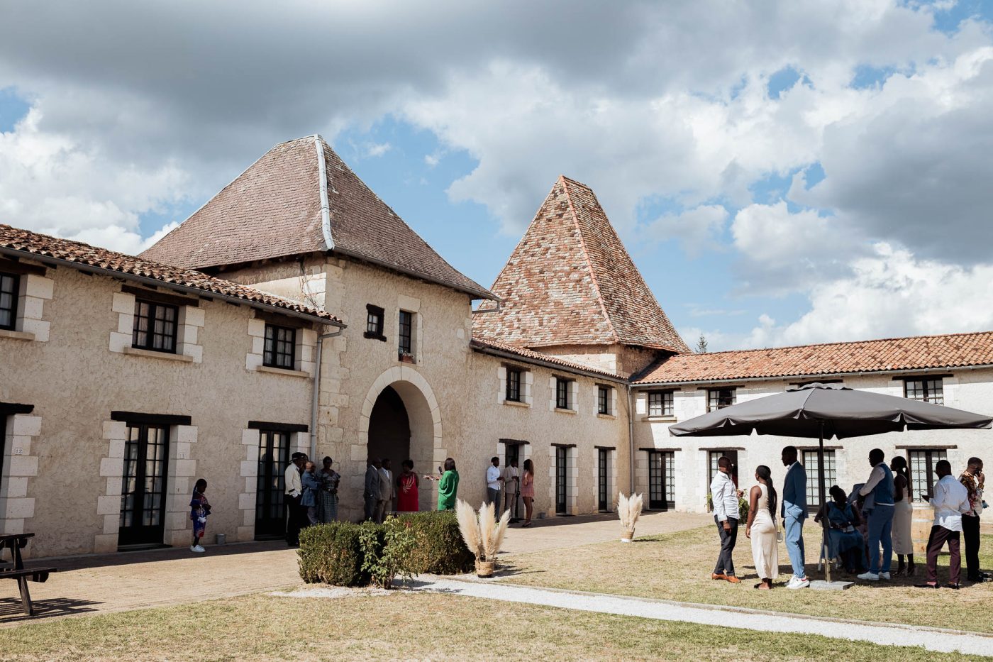 Cours du château de Beauséjour