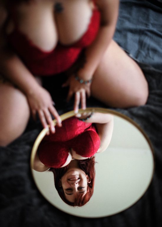 Se regarder autre en photo-thérapie pour regagner confiance